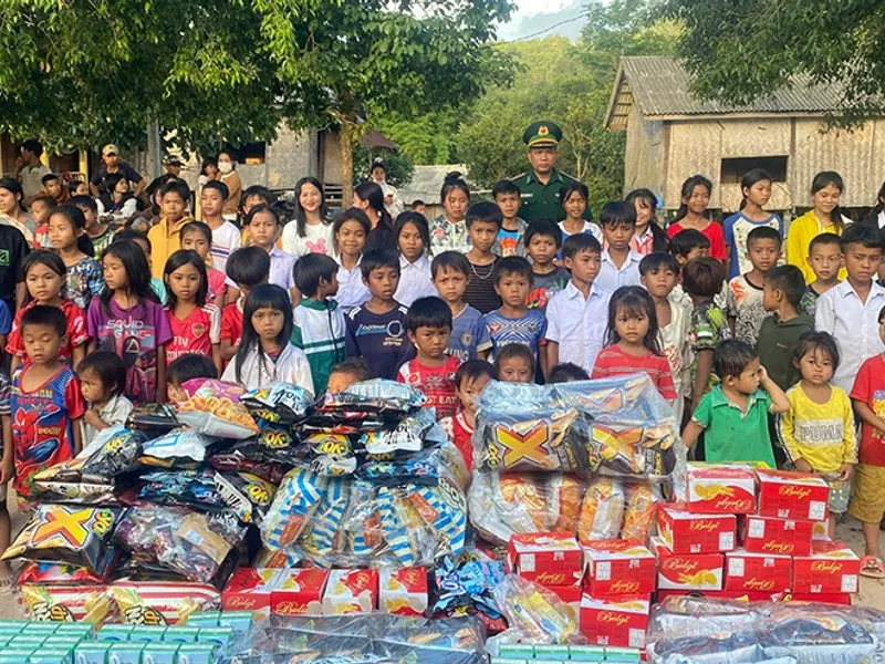 Anh Minh cùng gia đình hạnh phúc sau chiến thắng New88